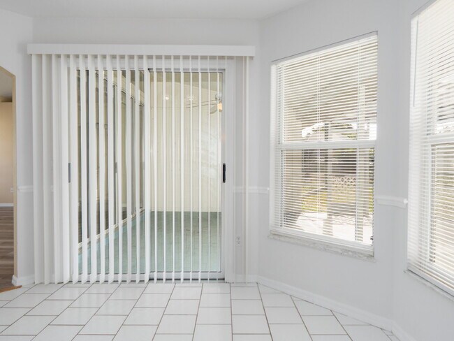 Building Photo - RENT THIS HOME WITH ZERO DEPOSIT