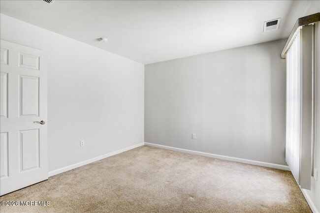 Building Photo - 3 Vancleve Rd