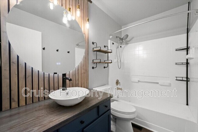 Building Photo - 61 S Treehouse Ln