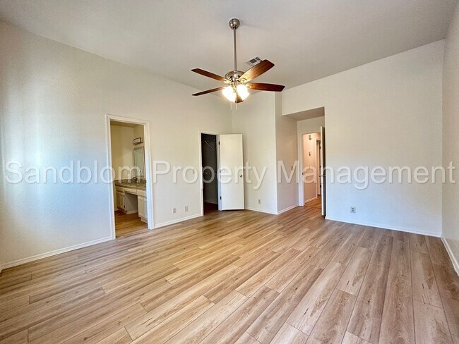 Building Photo - For Lease | South Tulsa - Union Schools | $1800 Rent