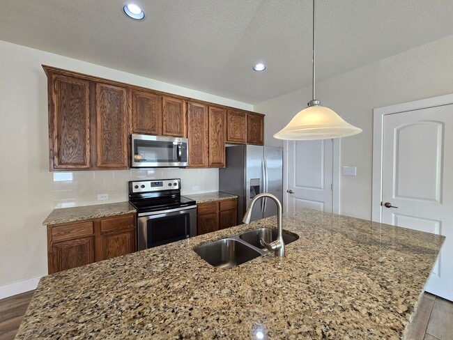 Building Photo - 727 Gristmill Dr