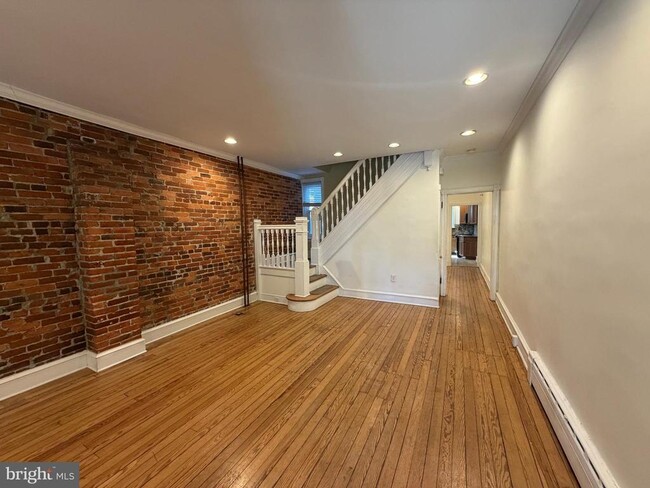 Building Photo - 1505 Hancock St