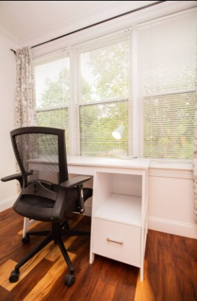 Building Photo - 1008 Tremont St