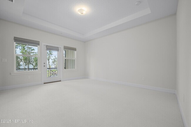 Building Photo - 23 Oak Pk Dr