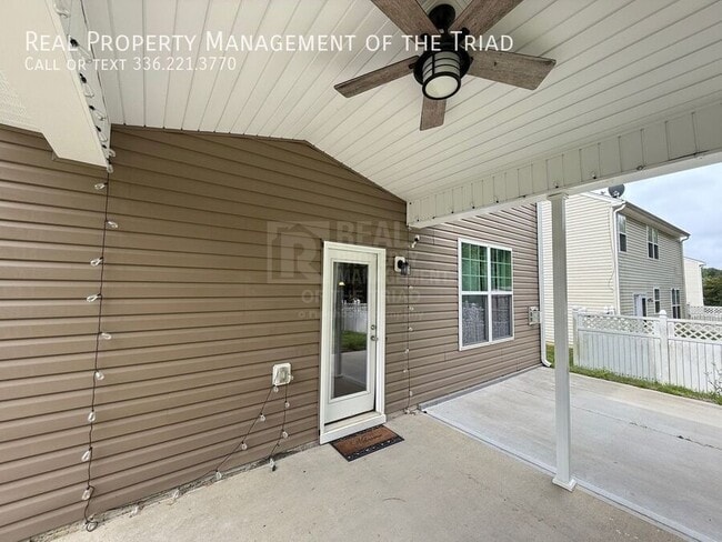 Building Photo - 3517 Long Run Dr