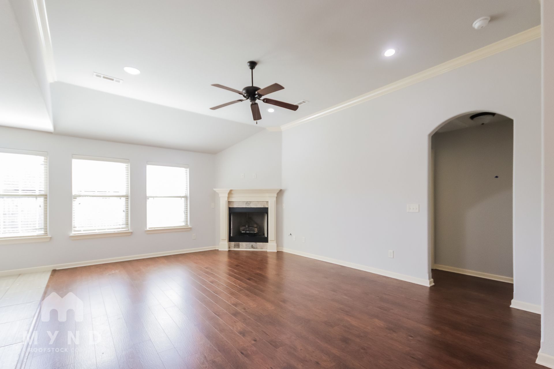 Building Photo - 2403 SW Worthington Ave