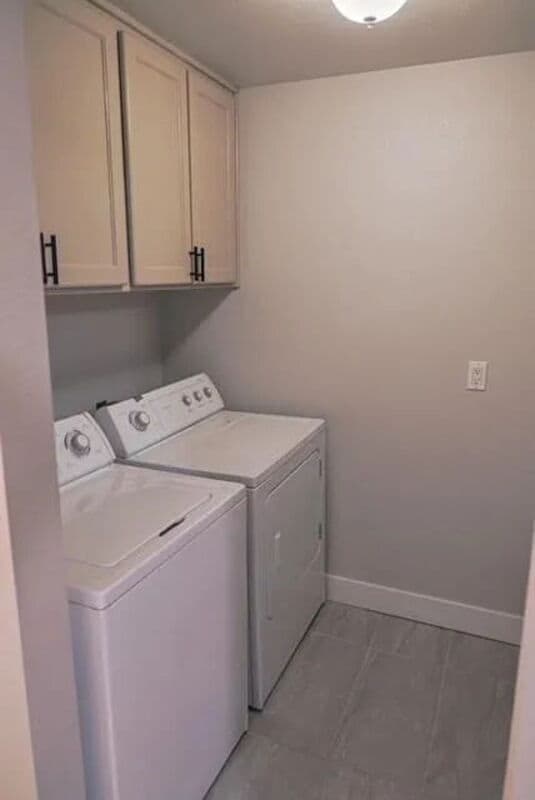 Building Photo - 3580 Dill Dr