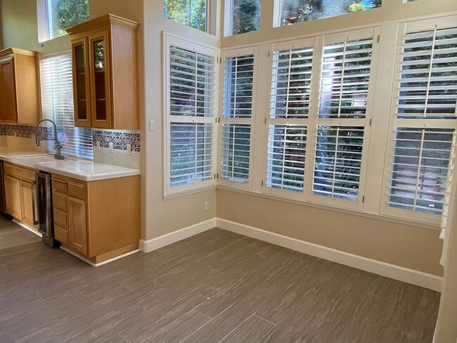 Building Photo - Gorgeous Country Estates 4BR 3.5BA Home in Almaden