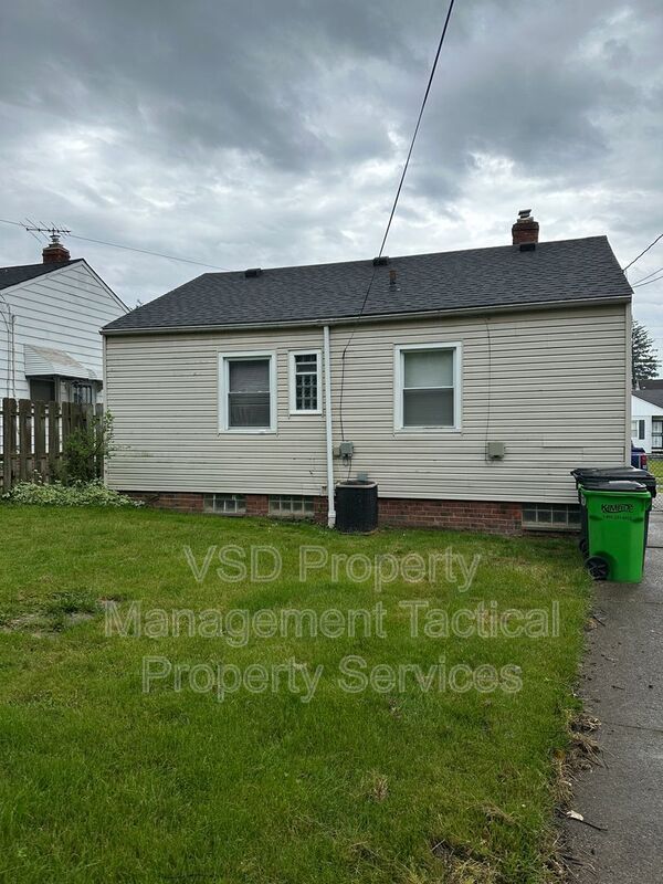 Building Photo - 12413 Garland Ave