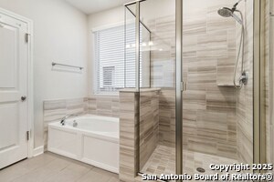 Building Photo - 1512 Anhalt Dr