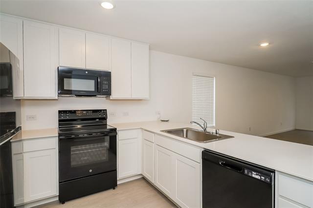 Building Photo - 1132 Tufted Dr