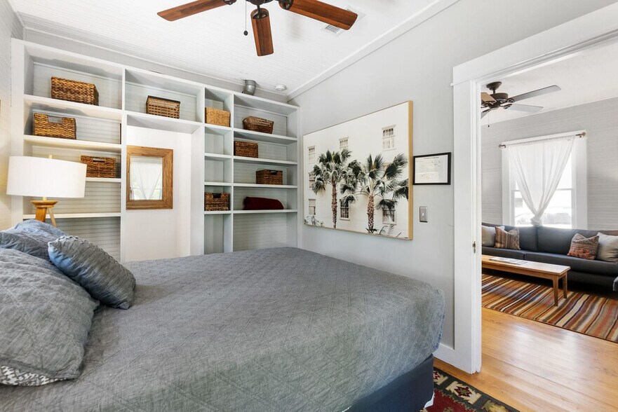 Building Photo - 30 Magnolia Dr