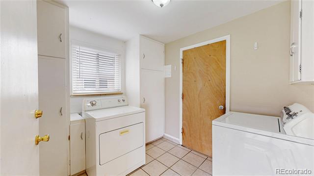 Building Photo - 1672 S Benton St