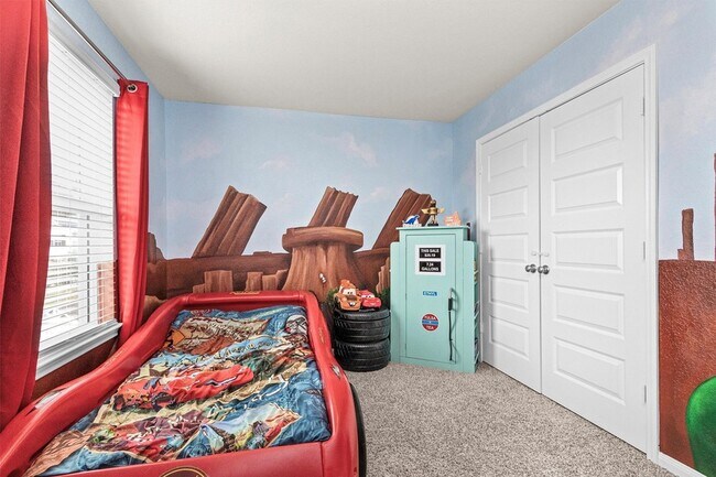 Building Photo - 18503 Sunrise Maple Dr