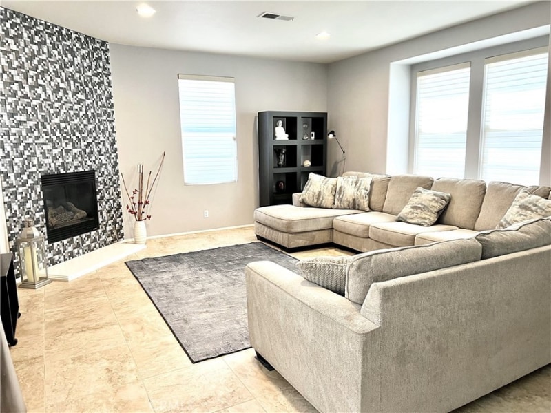 Building Photo - 10382 Sparkling Dr