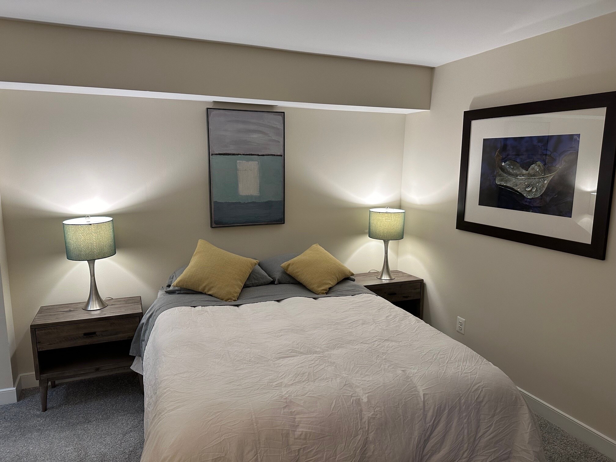 main bedroom - 7500 Woodmont Ave