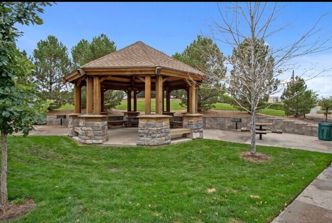 Building Photo - 15470 Canyon Rim Dr