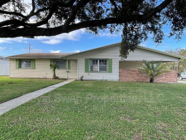 Building Photo - 303 Thornwood Way