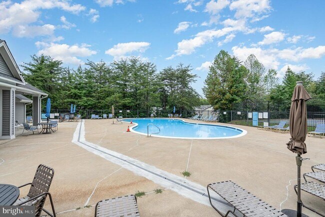 Building Photo - 409 Potomac Hills Dr