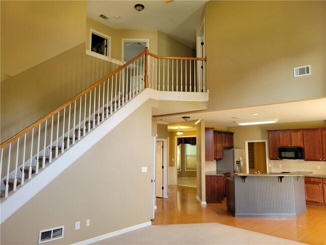 Building Photo - 3605 Mystic Dr