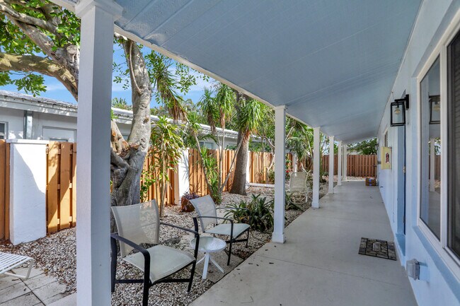 Building Photo - 3208 Marine Dr
