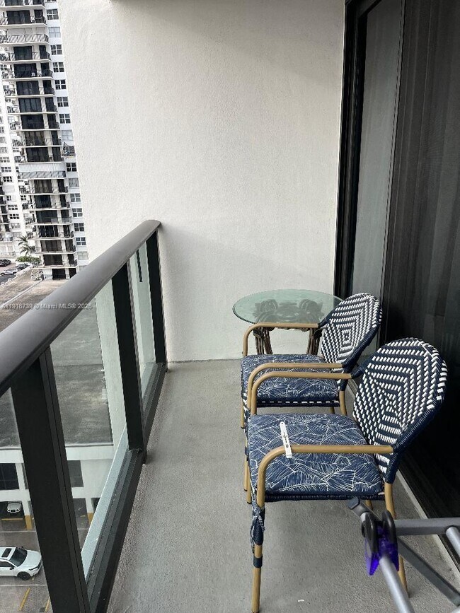 Building Photo - 2301 S Ocean Dr