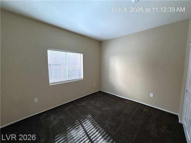 Building Photo - 1ST FLOOR UNIT IN POPULAR SILVERADO RANCH COMMUNITY!