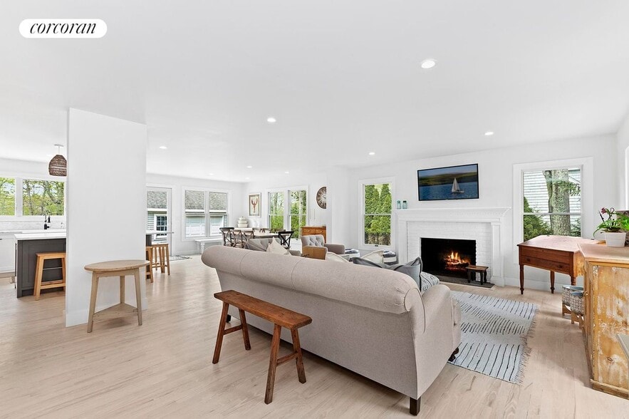 Building Photo - 42 Archibald Way