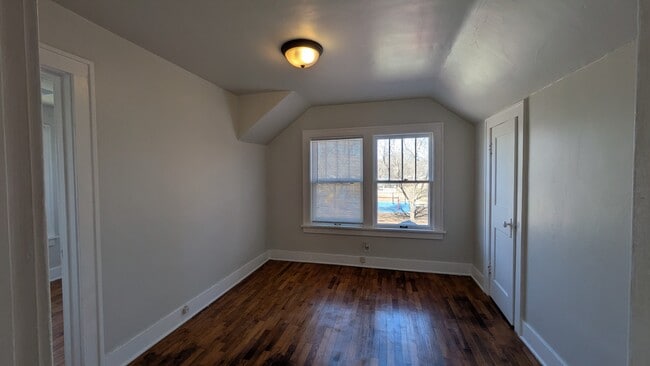 Building Photo - 1109 SW 19th St