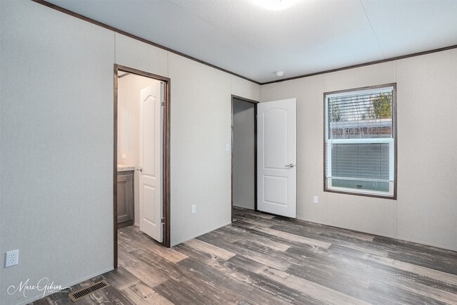 Building Photo - 1956 Rossie Lee Dr