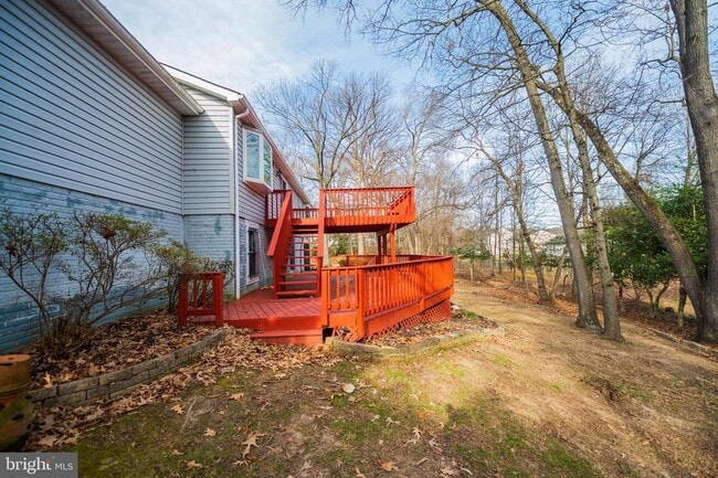 Building Photo - 4504 Franklin Terrace