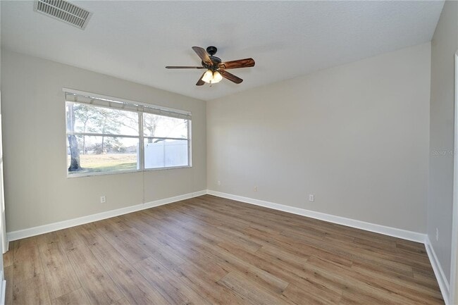 Building Photo - 23903 Sardinia Dr