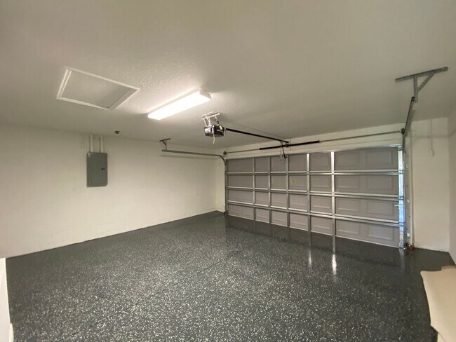 Building Photo - 10121 SE 67th Terrace