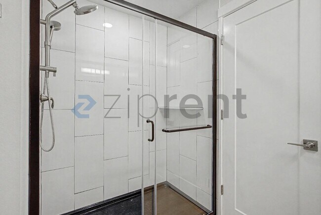 Building Photo - Unit 4329