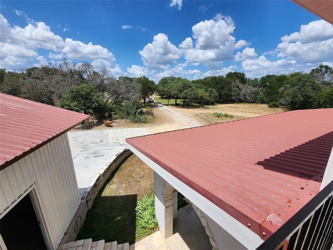 Building Photo - 500 Spring Creek Rd