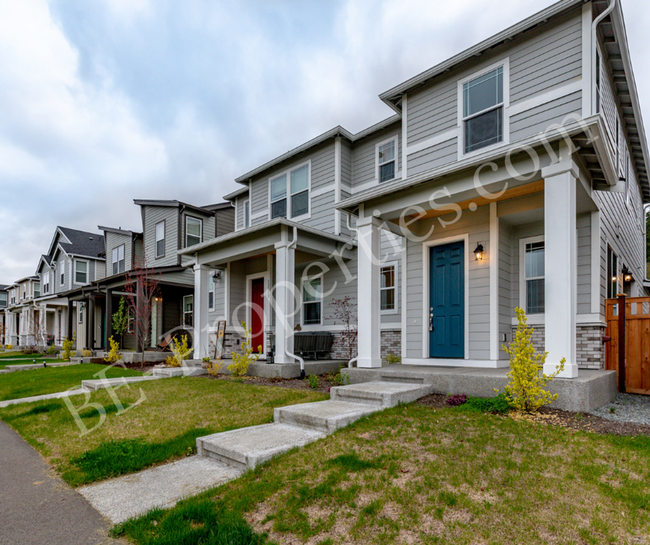 Building Photo - Lovely Tehaleh 3 bedroom