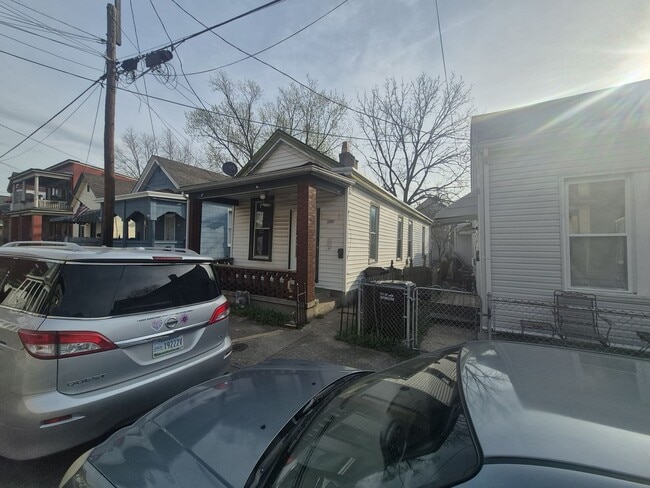 Building Photo - 1822 Pearl St