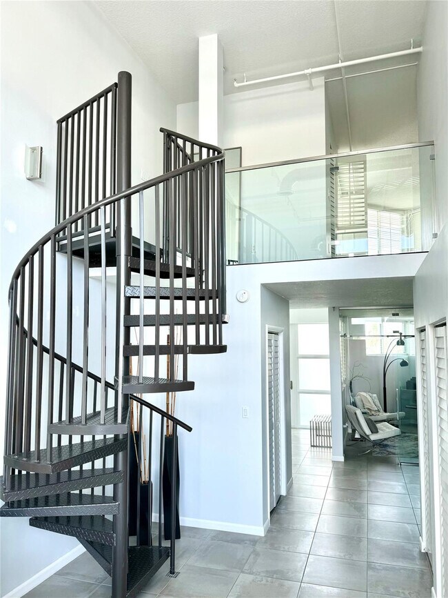 Building Photo - 1490 SE 15th St