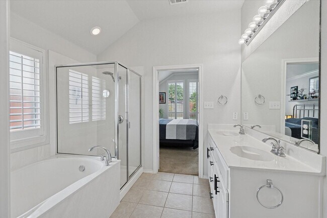 Building Photo - Luxury Living in Tehama Ridge with an EV-Ready Garage & Resort-Style Community Amenities!
