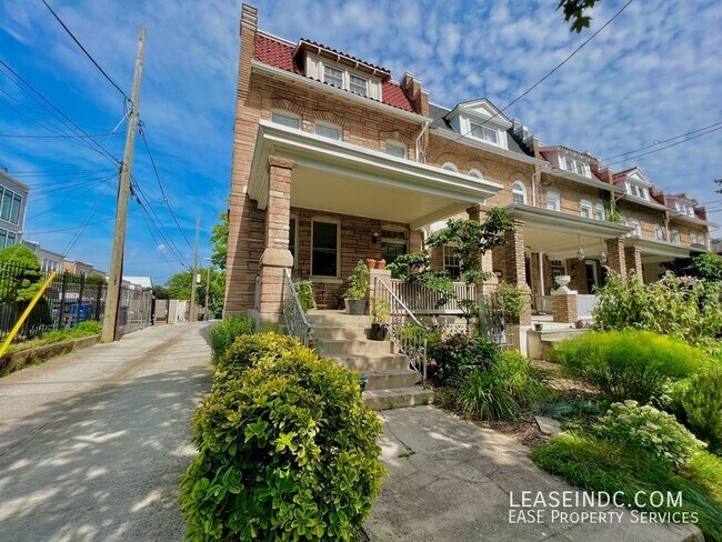 Primary Photo - 4613 15th St NW