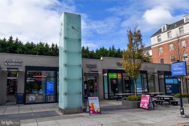 Building Photo - 2725 Connecticut Ave NW