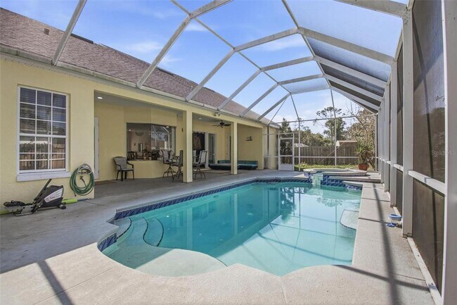 Building Photo - 118 Whispering Pine Dr