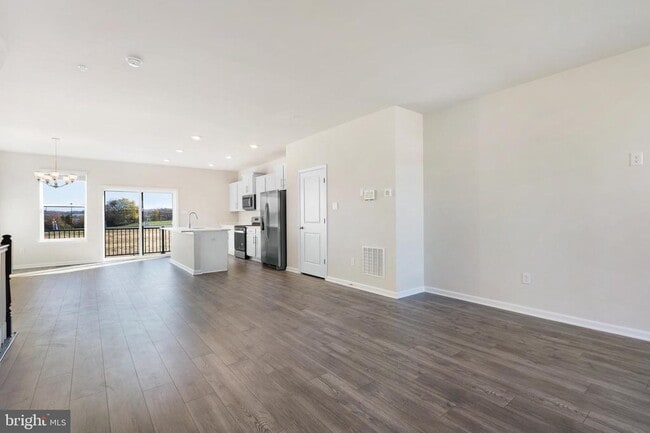 Building Photo - 760 Union St