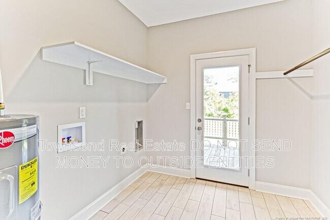 Building Photo - 315 Westview Dr