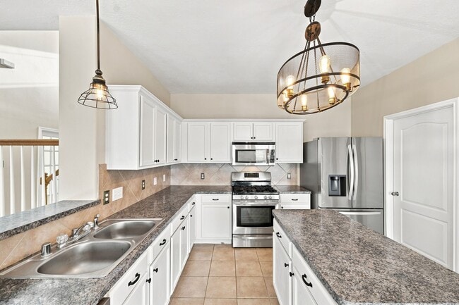 Building Photo - 18810 Lantern Cove Ln