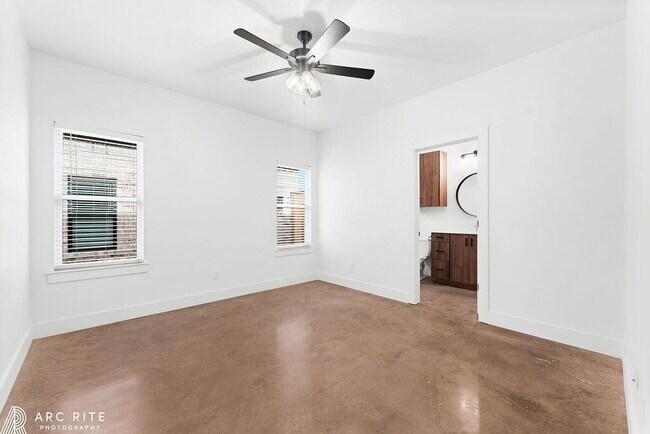 Building Photo - 4529 22nd Pl