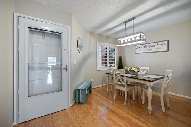 Building Photo - 772 Bird Bay Dr N