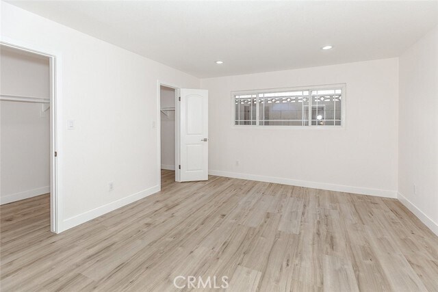 Building Photo - 714 E Orange Grove Ave