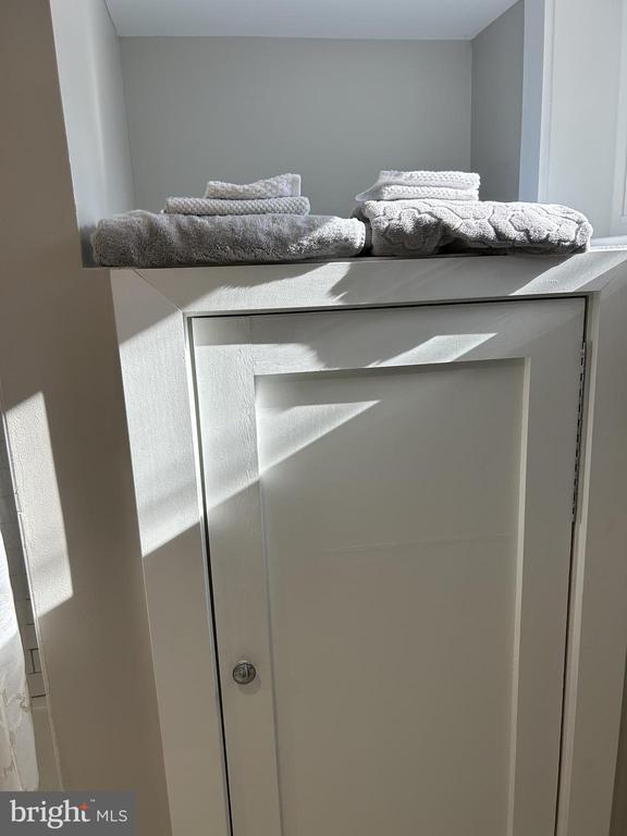 Building Photo - 1516 Hamilton St NW