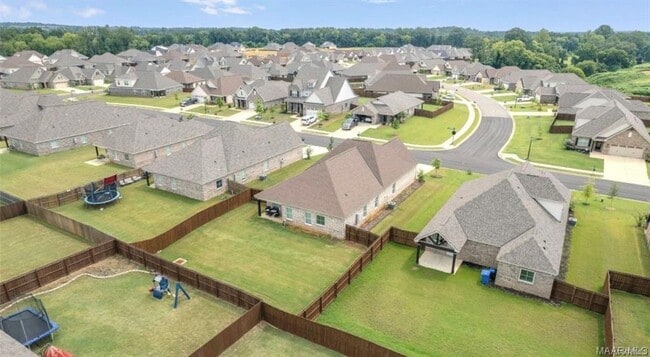 Building Photo - 211 Lee Audis Ln